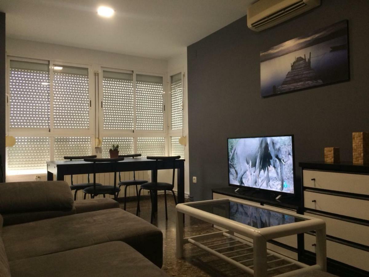 דירות ולנסיה Amplio Y Comodo Apartamento Con Parking מראה חיצוני תמונה