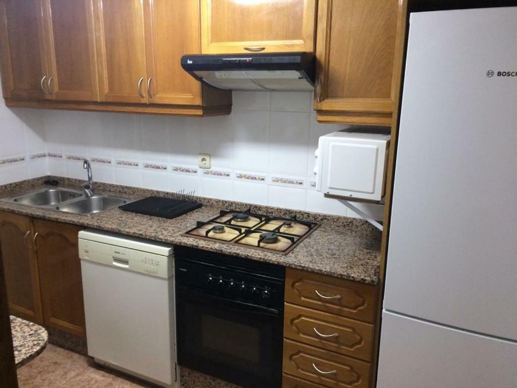 דירות ולנסיה Amplio Y Comodo Apartamento Con Parking מראה חיצוני תמונה