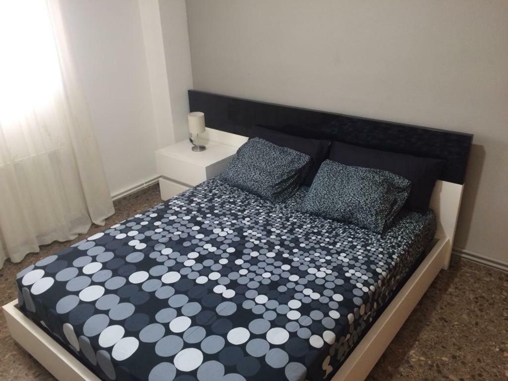 דירות ולנסיה Amplio Y Comodo Apartamento Con Parking מראה חיצוני תמונה